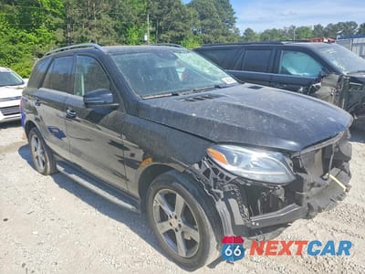 Czwarte zdjęcie samochodu z boku: 2016 MERCEDES-BENZ GLE 350 VIN:4JGDA5JB8GA671301 - miniatura