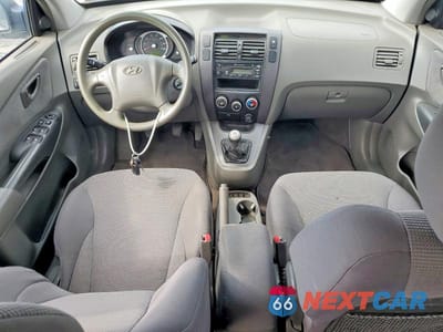 Zdjęcie 8 z 12 samochodu: 2007 HYUNDAI TUCSON GLS VIN:KM8JM12B57U551794 - miniatura