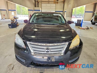 Piąte zdjęcie samochodu w środku: 2015 NISSAN SENTRA SV VIN:3N1AB7AP9FL643173 - miniatura