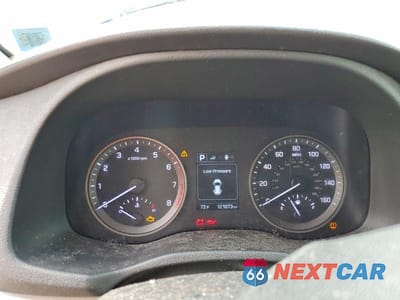 Zdjęcie 9 z 13 samochodu: 2017 HYUNDAI TUCSON SE VIN:KM8J33A47HU466992 - miniatura