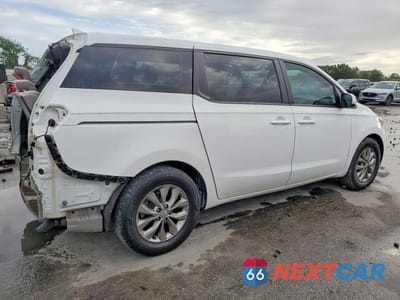 Trzecie zdjęcie samochodu z tyłu: 2020 KIA SEDONA L VIN:KNDMA5C16L6601947 - miniatura