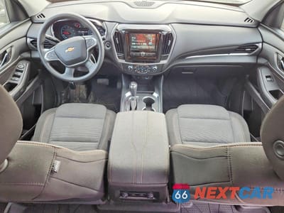 Zdjęcie 8 z 13 samochodu: 2019 CHEVROLET TRAVERSE LS VIN:1GNERFKW0KJ248740 - miniatura