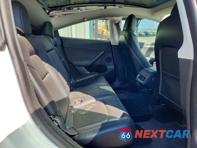 Zdjęcie 10 z 13 samochodu: 2023 TESLA MODEL Y VIN:7SAYGDEE5PF584694 - miniatura