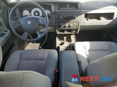 Zdjęcie 8 z 12 samochodu: 2010 DODGE DAKOTA SXT VIN:1D7CE3BKXAS151079 - miniatura