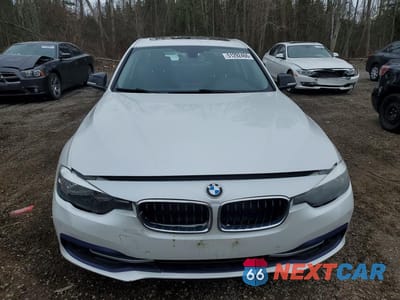 Piąte zdjęcie samochodu w środku: 2016 BMW 320 XI VIN:WBA8E5G56GNT94505 - miniatura