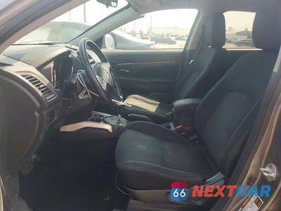 Zdjęcie 7 z 13 samochodu: 2013 MITSUBISHI OUTLANDER SPORT SE VIN:4A4AP4AU9DE022900 - miniatura