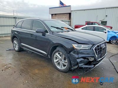 Czwarte zdjęcie samochodu z boku: 2021 AUDI Q7 PREMIUM VIN:WA1AJAF74MD026167 - miniatura