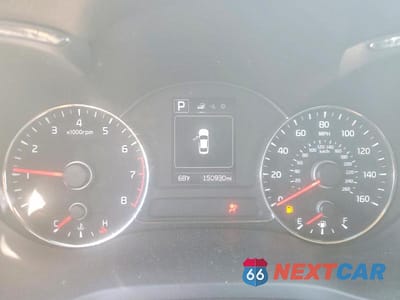 Zdjęcie 9 z 12 samochodu: 2017 KIA FORTE LX VIN:3KPFL4A71HE007692 - miniatura