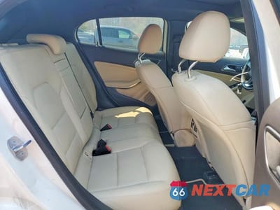 Zdjęcie 11 z 13 samochodu: 2019 MERCEDES-BENZ GLA 250 4MATIC VIN:WDCTG4GBXKJ630705 - miniatura