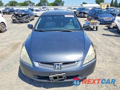 Piąte zdjęcie samochodu w środku: 2005 HONDA ACCORD EX VIN:1HGCM66555A039256 - miniatura