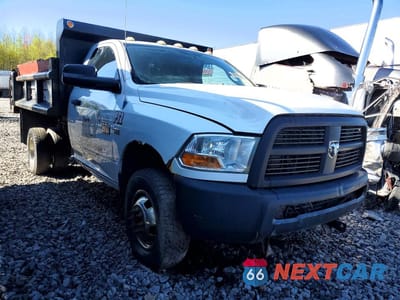 Czwarte zdjęcie samochodu z boku: 2012 DODGE RAM 3500 ST VIN:3C7WDTAT8CG158081 - miniatura