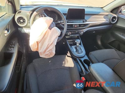 Zdjęcie 8 z 13 samochodu: 2019 KIA FORTE LXS VIN:3KPF24AD4KE124621 - miniatura