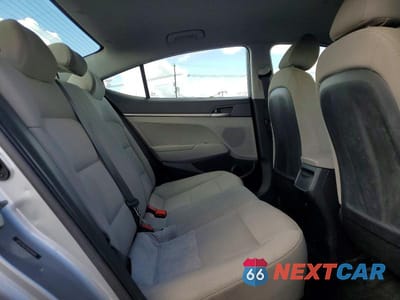 Zdjęcie 10 z 12 samochodu: 2017 HYUNDAI ELANTRA SE VIN:5NPD74LF7HH185845 - miniatura