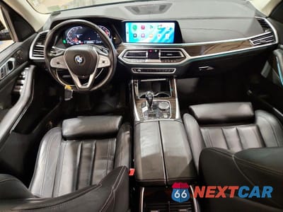 Zdjęcie 8 z 14 samochodu: 2021 BMW X7 XDRIVE40I VIN:5UXCW2C00M9F32614 - miniatura