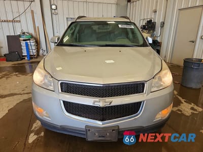Piąte zdjęcie samochodu w środku: 2012 CHEVROLET TRAVERSE LT VIN:1GNKVGED8CJ130483 - miniatura