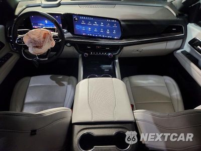 Zdjęcie 8 z 14 samochodu: 2025 CHEVROLET SUBURBAN K1500 PREMIER VIN:1GNS6FRD8SR193875 - miniatura