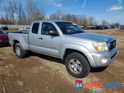 Czwarte zdjęcie samochodu z boku: 2005 TOYOTA TACOMA ACCESS CAB VIN:5TEUU42N05Z050054 - miniatura