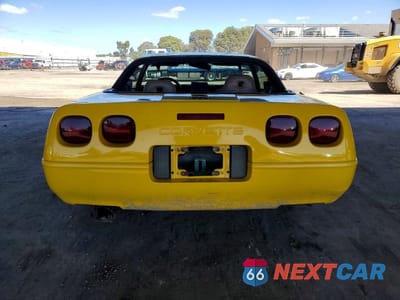 Zdjęcie 6 z 12 samochodu: 1995 CHEVROLET CORVETTE VIN:1G1YY22P2S5100438 - miniatura