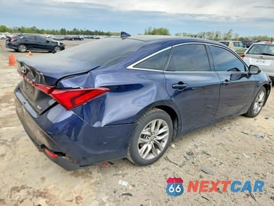 Trzecie zdjęcie samochodu z tyłu: 2021 TOYOTA AVALON XLE VIN:4T1AZ1FB5MU069611 - miniatura