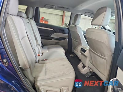 Zdjęcie 11 z 12 samochodu: 2016 TOYOTA HIGHLANDER LE PLUS VIN:5TDBKRFH8GS331503 - miniatura