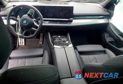 Zdjęcie 8 z 12 samochodu: 2024 BMW I5 EDRIVE 40 VIN:WBY33FK05RCR45170 - miniatura