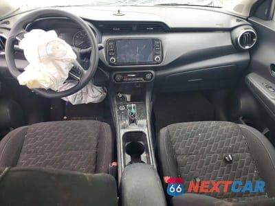 Zdjęcie 9 z 15 samochodu: 2022 NISSAN KICKS SV VIN:3N1CP5CV2NL484716 - miniatura