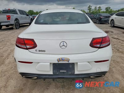 Zdjęcie 6 z 13 samochodu: 2020 MERCEDES-BENZ C 300 VIN:W1KWJ8DB2LF996510 - miniatura