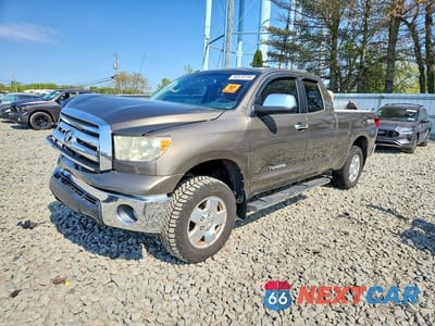 2013 TOYOTA TUNDRA DOUBLE CAB SR5 5TFUM5F11DX042841 - główne zdjęcie licytacji z USA - miniatura
