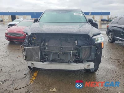 Piąte zdjęcie samochodu w środku: 2025 TOYOTA TUNDRA SR VIN:5TFKB5DB1SX296748 - miniatura