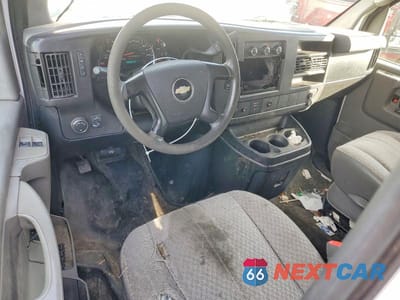 Zdjęcie 8 z 12 samochodu: 2013 CHEVROLET EXPRESS 2500 UTILITY / SERVICE VAN VIN:1GCWGFCA1D1153435 - miniatura