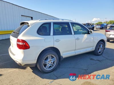 Trzecie zdjęcie samochodu z tyłu: 2010 PORSCHE CAYENNE S VIN:WP1AB2AP2ALA50693 - miniatura