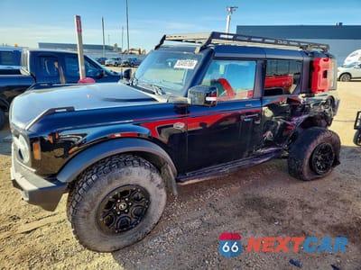 2021 FORD BRONCO BASE 1FMEE5DP7MLA80974 - główne zdjęcie licytacji z USA - miniatura