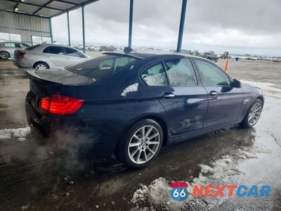 Trzecie zdjęcie samochodu z tyłu: 2011 BMW 535 XI VIN:WBAFU7C58BC779919 - miniatura