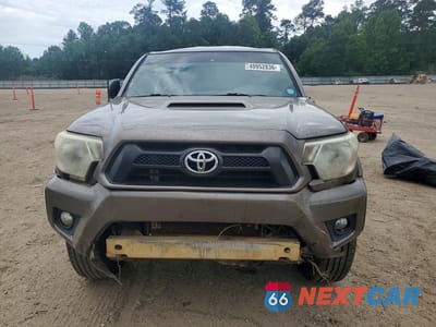 Piąte zdjęcie samochodu w środku: 2015 TOYOTA TACOMA DOUBLE CAB PRERUNNER LONG BED VIN:5TFKU4HN1FX007219 - miniatura