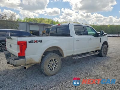 Trzecie zdjęcie samochodu z tyłu: 2019 FORD F250 SUPER DUTY VIN:1FT7W2B63KEE86383 - miniatura