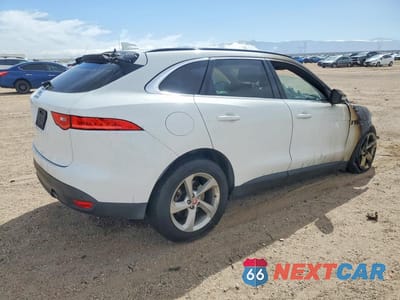 Trzecie zdjęcie samochodu z tyłu: 2019 JAGUAR F-PACE PREMIUM VIN:SADCJ2FX7KA398819 - miniatura