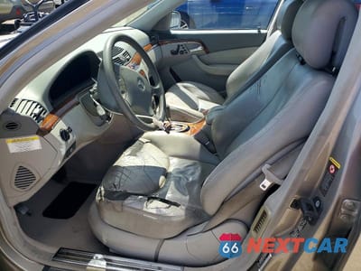 Zdjęcie 7 z 12 samochodu: 2005 MERCEDES-BENZ S 500 4MATIC VIN:WDBNG84J65A447127 - miniatura