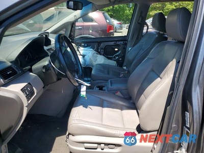 Zdjęcie 7 z 13 samochodu: 2012 HONDA ODYSSEY TOURING VIN:5FNRL5H95CB045522 - miniatura