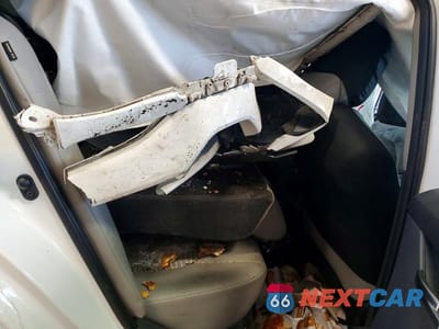 Zdjęcie 10 z 13 samochodu: 2022 TOYOTA CAMRY SE VIN:4T1G11AKXNU684584 - miniatura