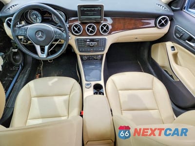 Zdjęcie 8 z 14 samochodu: 2015 MERCEDES-BENZ GLA 250 4MATIC VIN:WDCTG4GB6FJ074902 - miniatura