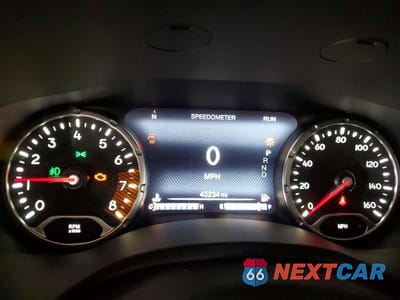 Zdjęcie 9 z 12 samochodu: 2023 JEEP RENEGADE LATITUDE VIN:ZACNJDB1XPPP36154 - miniatura