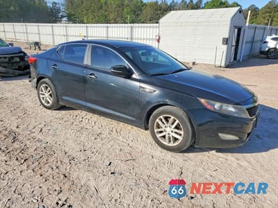 Czwarte zdjęcie samochodu z boku: 2012 KIA OPTIMA LX VIN:KNAGM4A77C5290117 - miniatura