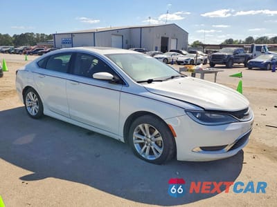 Czwarte zdjęcie samochodu z boku: 2015 CHRYSLER 200 LIMITED VIN:1C3CCCAB5FN632689 - miniatura