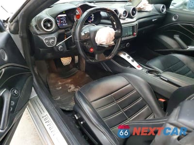 Zdjęcie 8 z 12 samochodu: 2017 FERRARI CALIFORNIA T VIN:ZFF77XJA2H0226113 - miniatura
