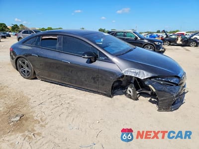 Czwarte zdjęcie samochodu z boku: 2025 MERCEDES-BENZ EQS SEDAN 450+ VIN:W1KCG2DB4SA050371 - miniatura