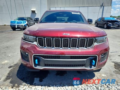Piąte zdjęcie samochodu w środku: 2023 JEEP GRAND CHEROKEE OVERLAND 4XE VIN:1C4RJYD66P8802212 - miniatura