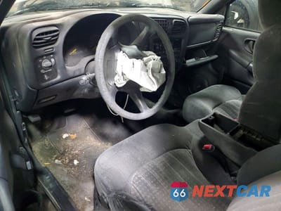 Zdjęcie 8 z 12 samochodu: 2000 CHEVROLET S TRUCK S10 VIN:1GCCS19W3Y8234523 - miniatura