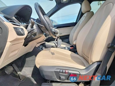 Zdjęcie 7 z 13 samochodu: 2021 BMW X1 XDRIVE28I VIN:WBXJG9C02M5T03406 - miniatura