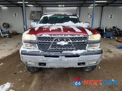 Piąte zdjęcie samochodu w środku: 2003 CHEVROLET SILVERADO K1500 VIN:2GCEK19T131320469 - miniatura