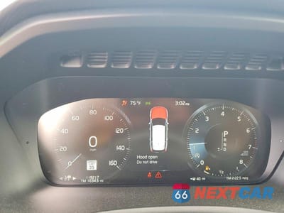 Zdjęcie 9 z 12 samochodu: 2016 VOLVO XC90 T6 VIN:YV4A22PK3G1089730 - miniatura